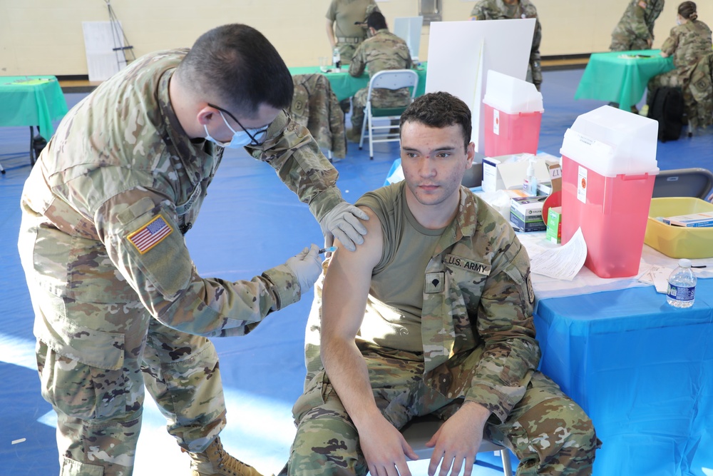 Fort Gordon Soldiers Receive Flu Vaccine