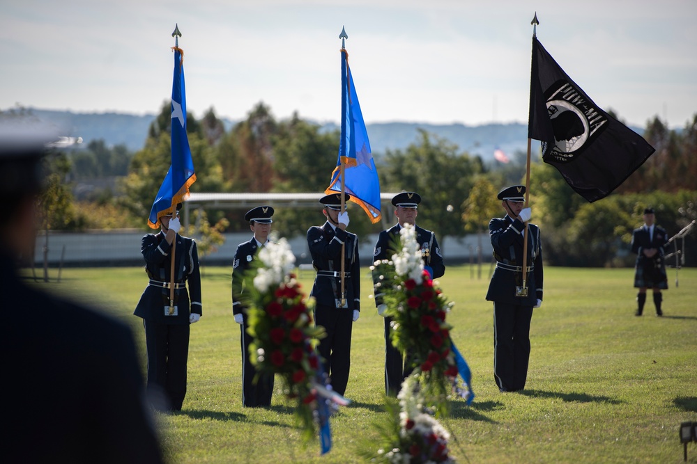 Thunderbirds honor Pattillo family in Arlington flyover