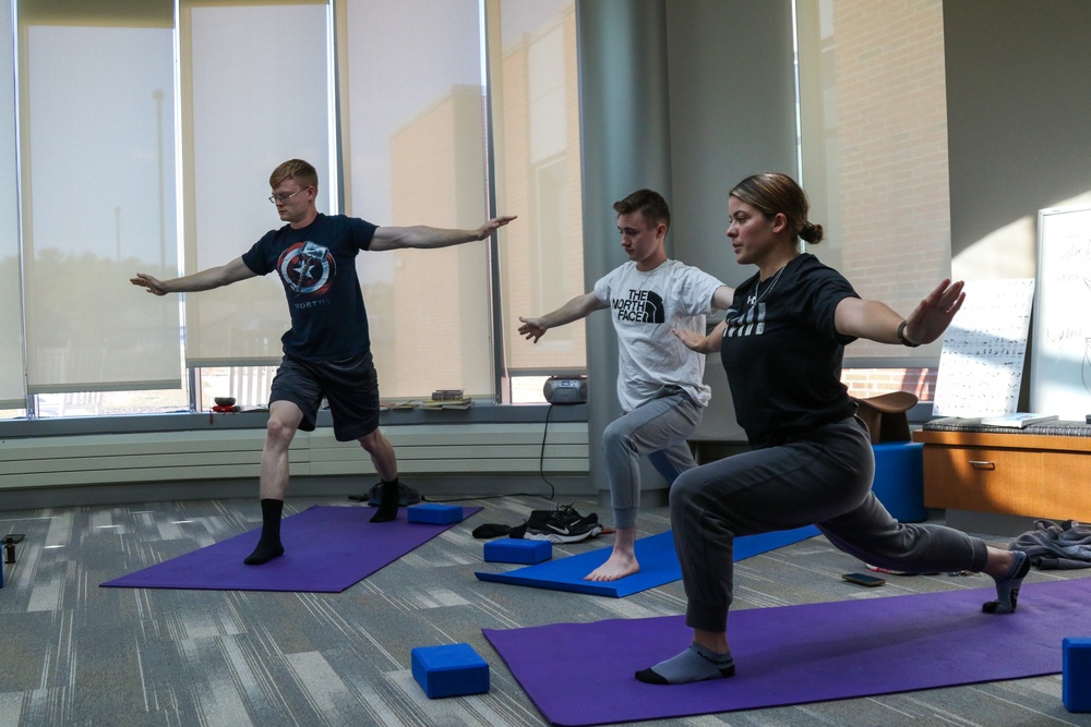 Fort Bragg Center Healing Soldiers through Yoga