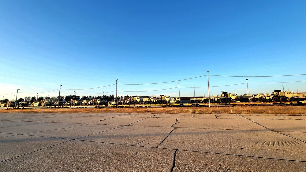 411th Engineer Company equipment deployment by rail movements at Fort McCoy