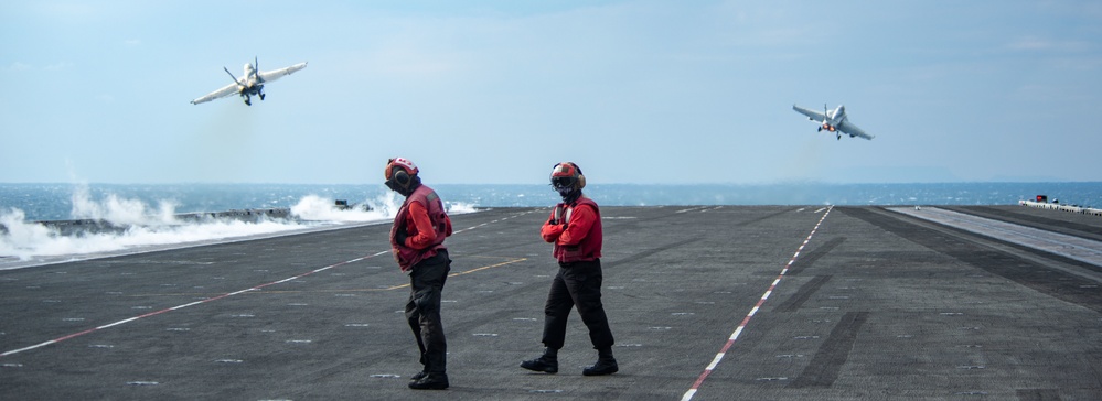 USS Ronald Reagan (CVN 76) conducts flight operations