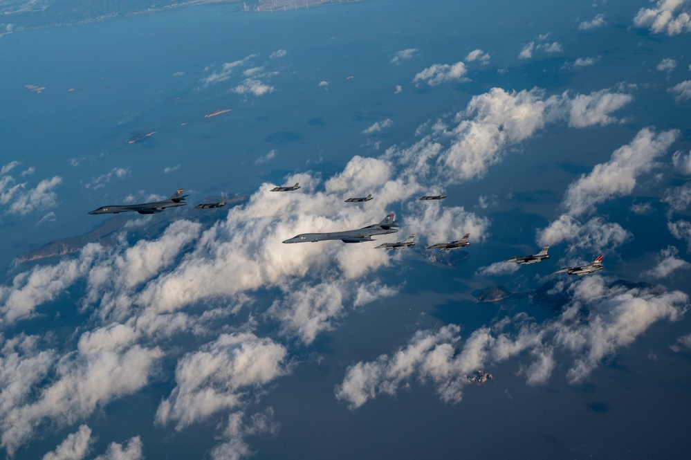 U.S. and Republic of Korea Conduct Bilateral Air Exercise