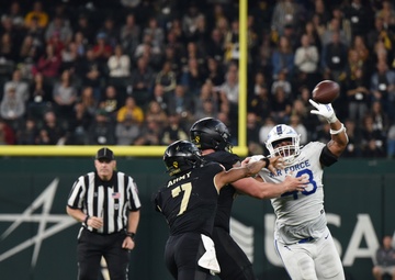 Air Force defeats Army West Point 13-7, wins Commander-in-Chief's Trophy