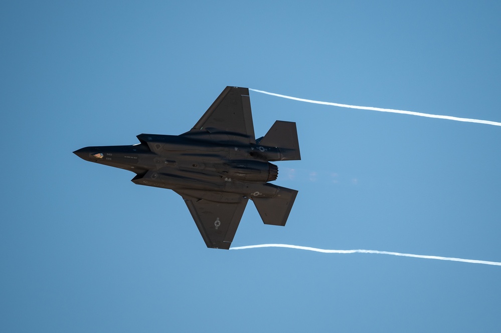 Aviation Nation 2022 day 1