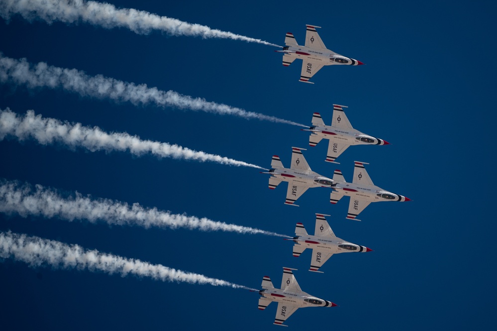 Aviation Nation 2022 day 1