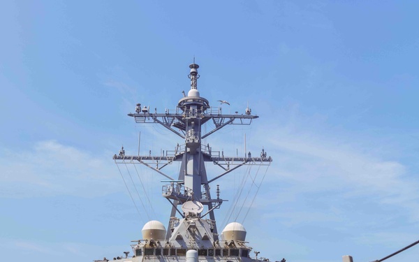 The Sullivans transits the Bab al-Mandeb