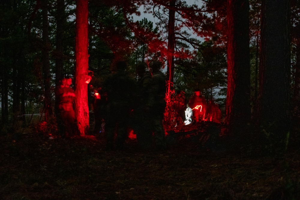 Paratroopers Engage Enemy During JRTC