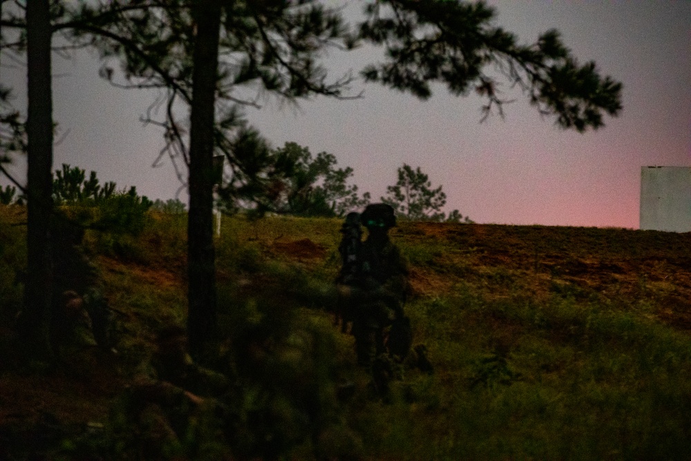 Paratroopers Engage Enemy During JRTC