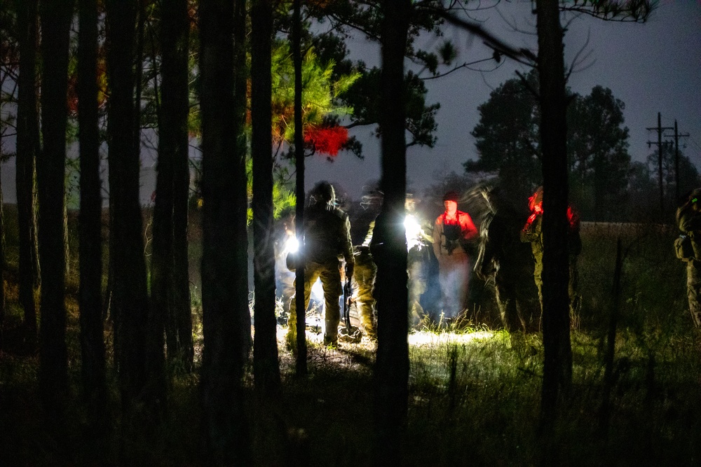 Paratroopers Engage Enemy During JRTC