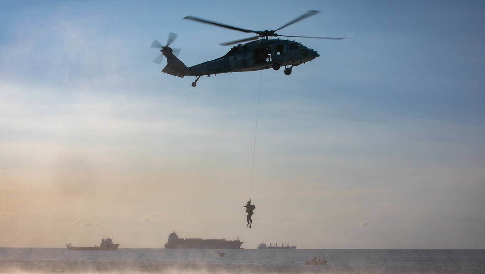 U.S. and Honduran Forces Conduct a Search and Rescue Exercise