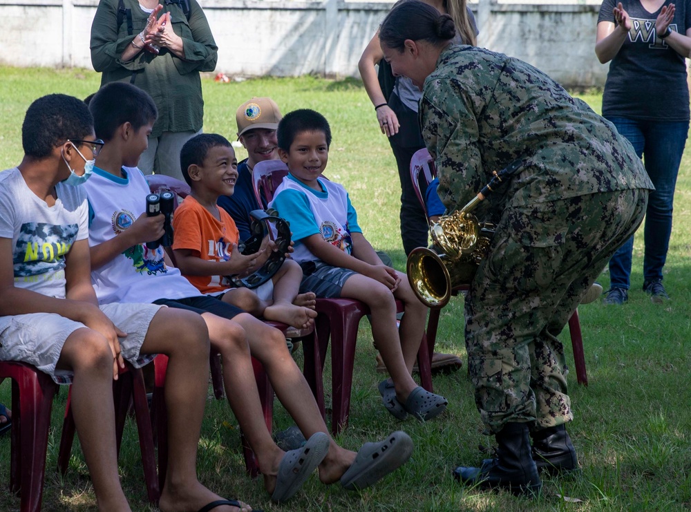 COMFORT VISTS ORPHANAGE IN PUERTO CORTES