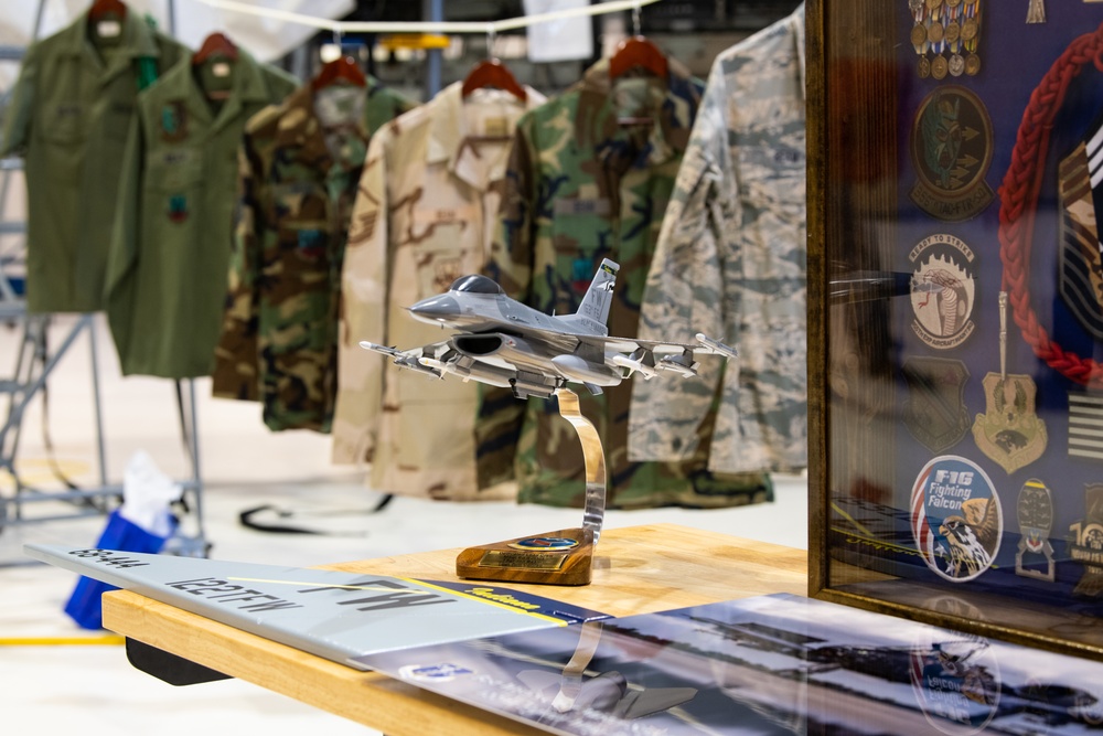 122nd Fighter Wing honors retiree for 34 years of service