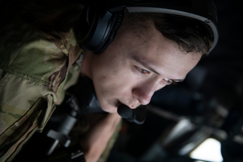 909th ARS supports Growlers in the air