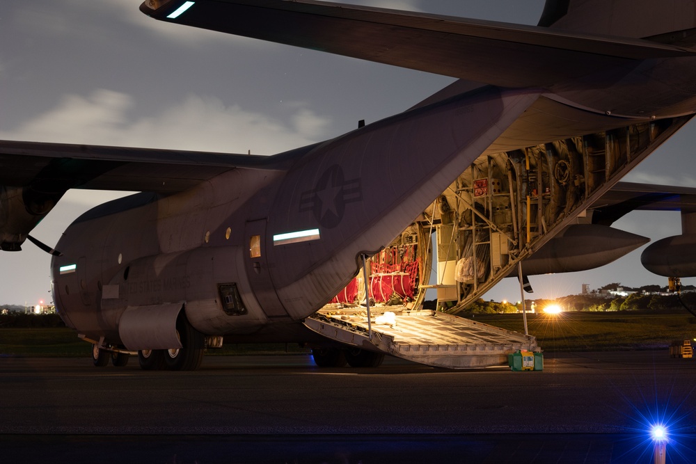 VMGR 152 Conducts Air Delivered Ground Refueling