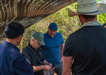 U.S. and Lao VIPs visits Recovery Team