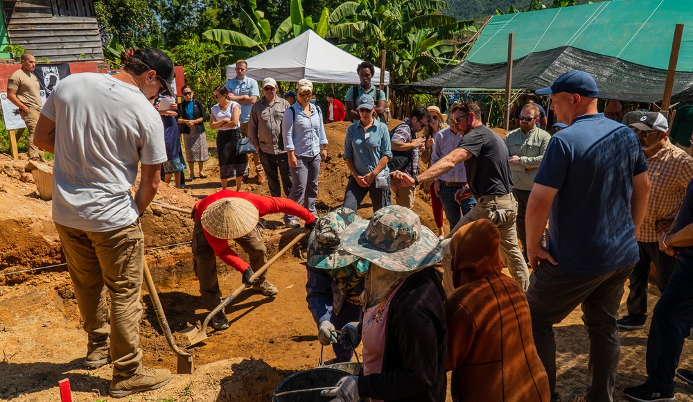 DPAA Recovery Mission receives U.S. CODEL