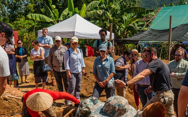 DPAA Recovery Mission receives U.S. CODEL