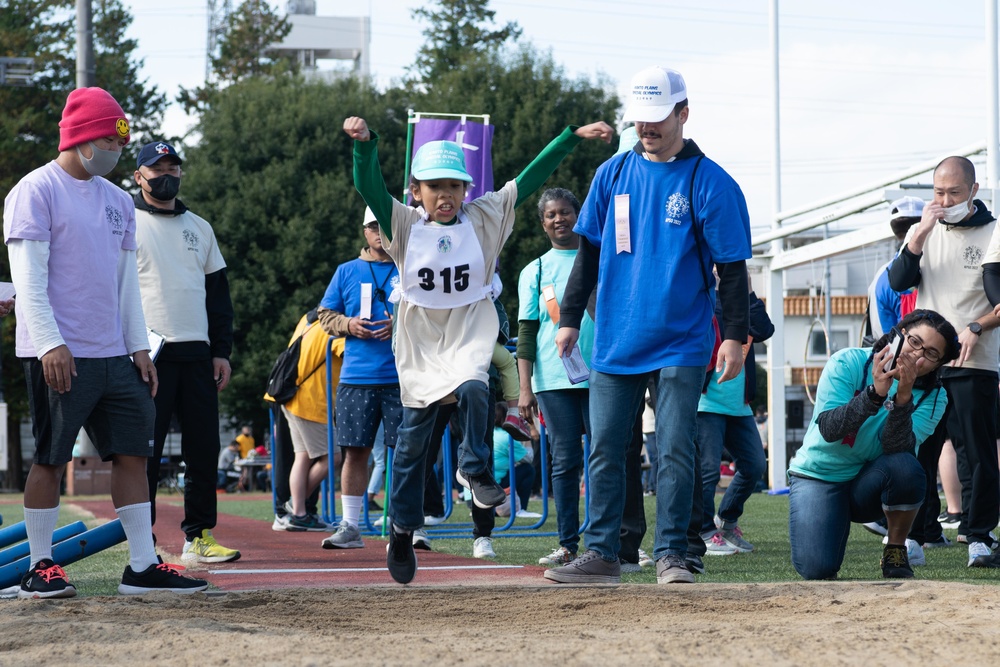 Yokota Air Base strengthens friendship with Japanese community during Kanto Plains Special Olympics