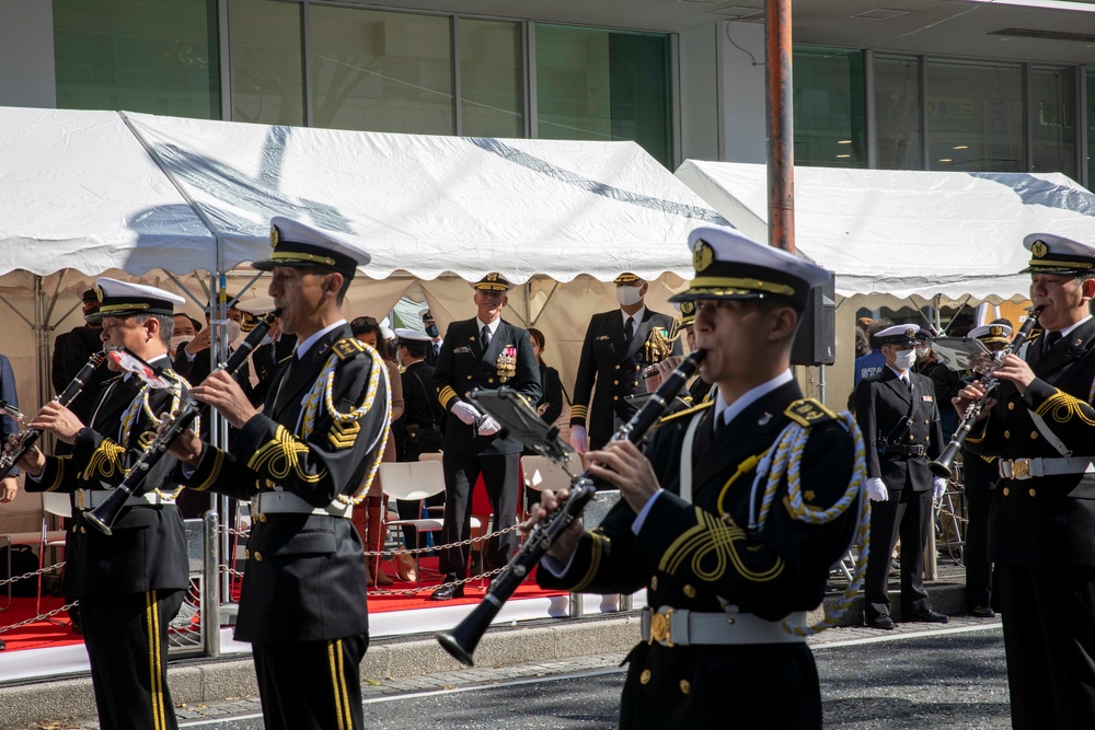 C7F Commander Attends Japan Maritime Self-Defense Force’s International Fleet Review 2022 Parade