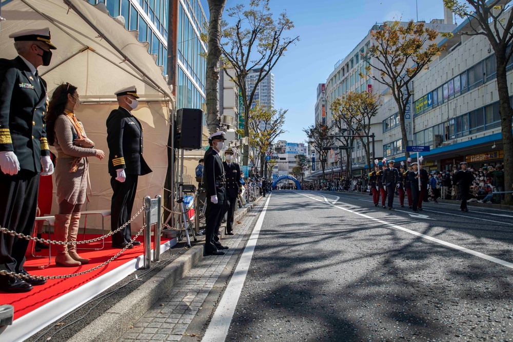 C7F Commander Attends Japan Maritime Self-Defense Force’s International Fleet Review 2022 Parade