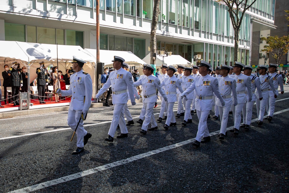 C7F Commander Attends Japan Maritime Self-Defense Force’s International Fleet Review 2022 Parade