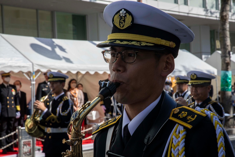 C7F Commander Attends Japan Maritime Self-Defense Force’s International Fleet Review 2022 Parade