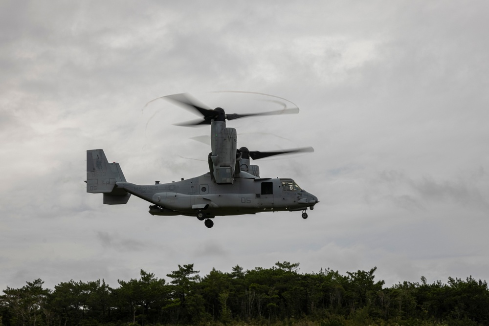 VMM-265 Supports III MEF EOTG HRST Master Course