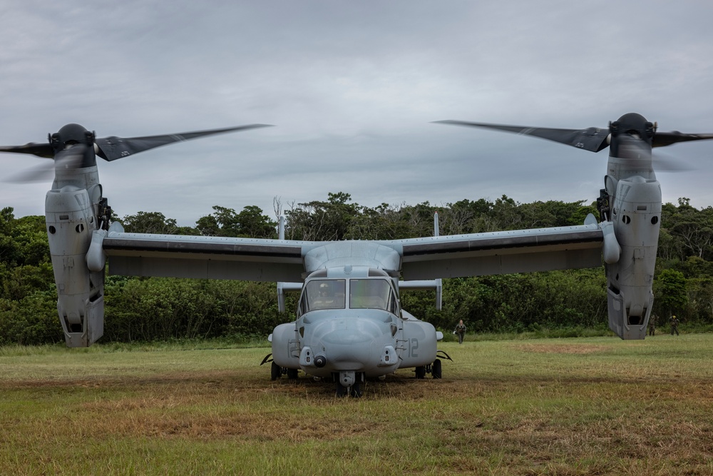 VMM-265 Supports III MEF EOTG HRST Master Course