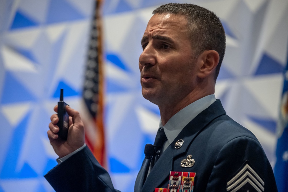 AMC Command Chief provides closing address at A/TA Symposium