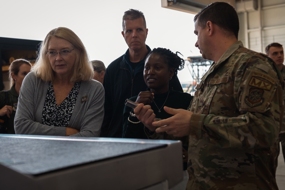AMC command team sees lethality, resilience on display at 305th Air Mobility Wing