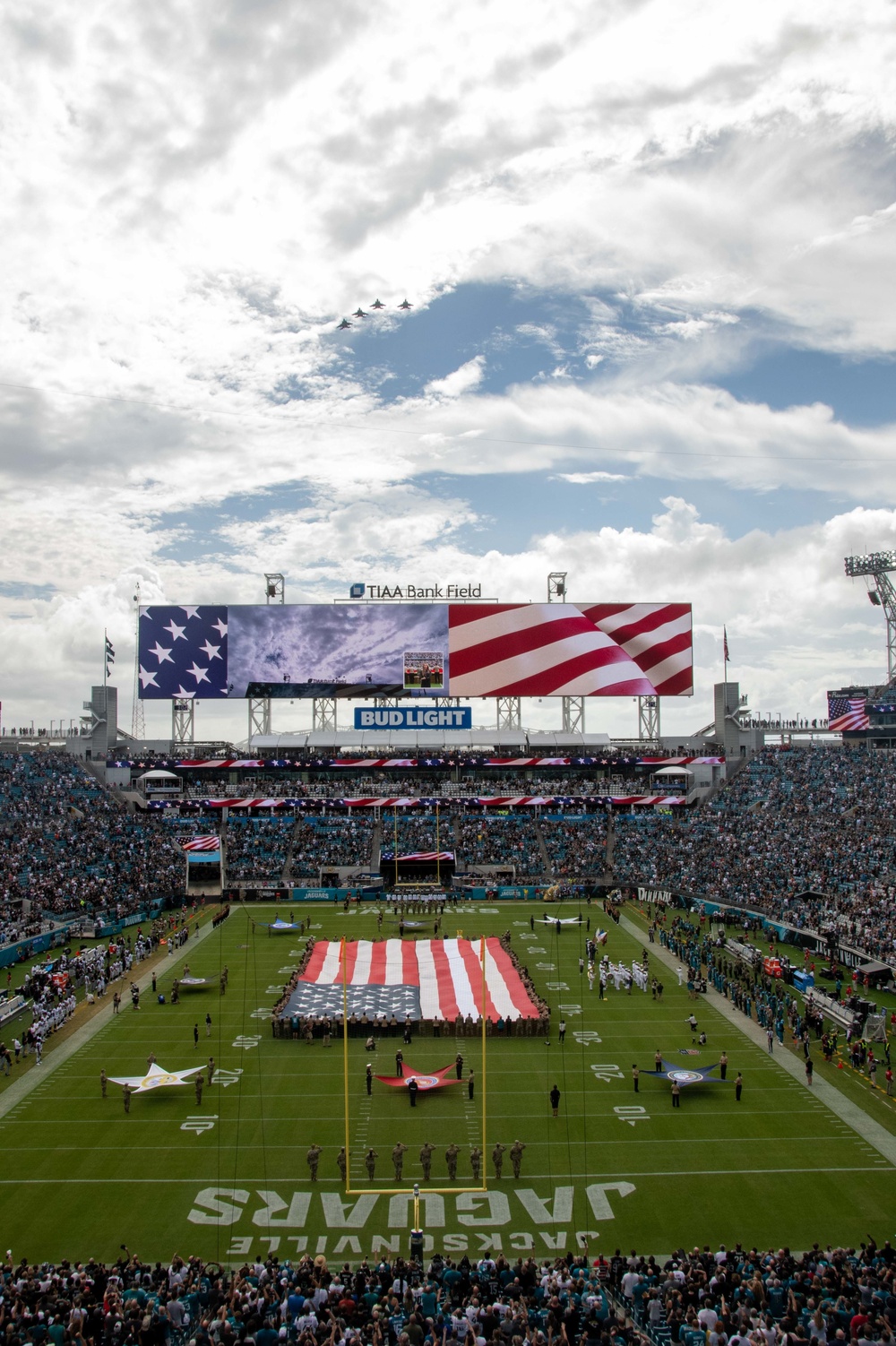 DVIDS - Images - Jacksonville Jaguars Salute to Service game