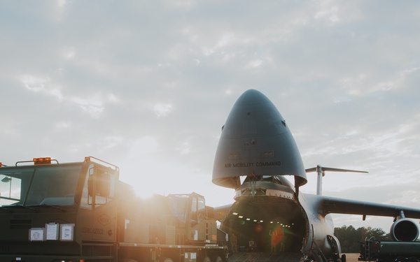 Flying Cranes: Marines and Airmen Join Forces in MAC-50 Modernization Efforts