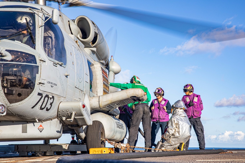 USS Chancellorsville Conducts Flight Ops