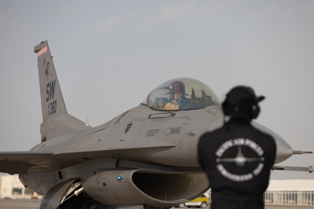 77th Fighter Squadron F-16s Arrive at Bahrain International Airshow 2022