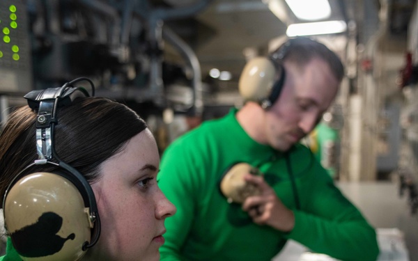 USS Ronald Reagan (CVN 76) Sailors operate catapult systems