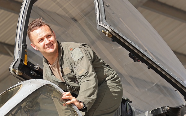 Maj. Brett Devries Fini Flight