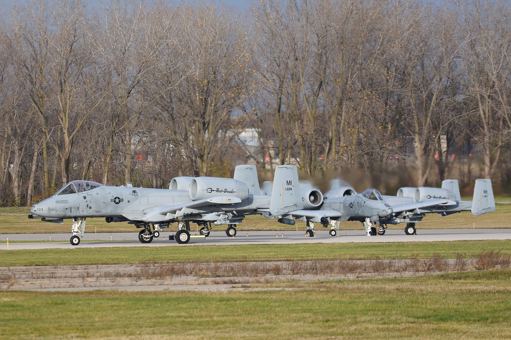 A-10s Train Over Michigan During November Drill