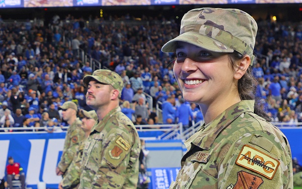 Michigan Military Members Honored at Detroit Lions Game