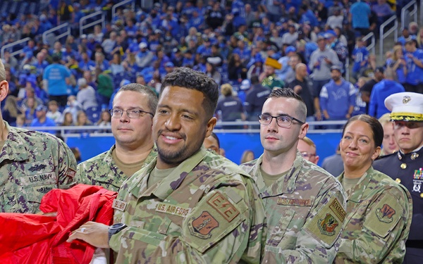 Michigan Military Members Honored at Detroit Lions Game