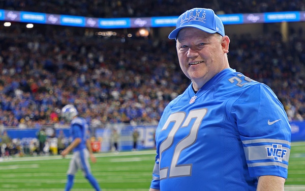 Michigan Military Members Honored at Detroit Lions Game