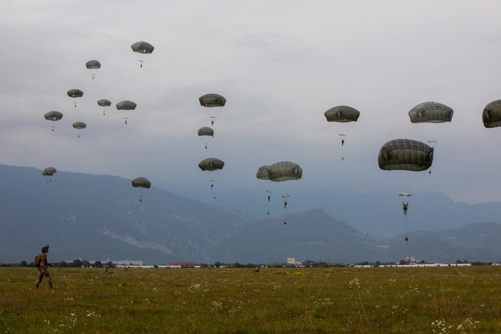 SETAF-AF And 173rd AB Aviano Jump