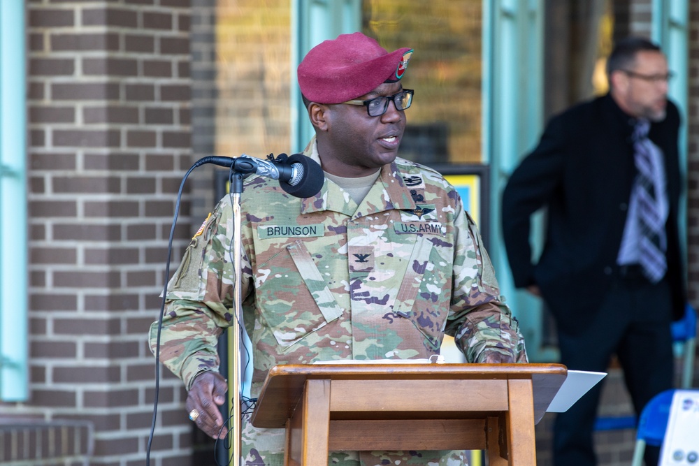 Norfolk Naval Shipyard’s Veterans Employee Readiness Group Leads Annual Celebration of Our Veterans During Fall-In for Colors