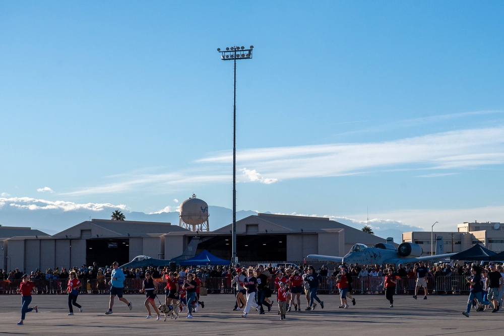 Thunderbirds Perform at Aviation Nation 2022