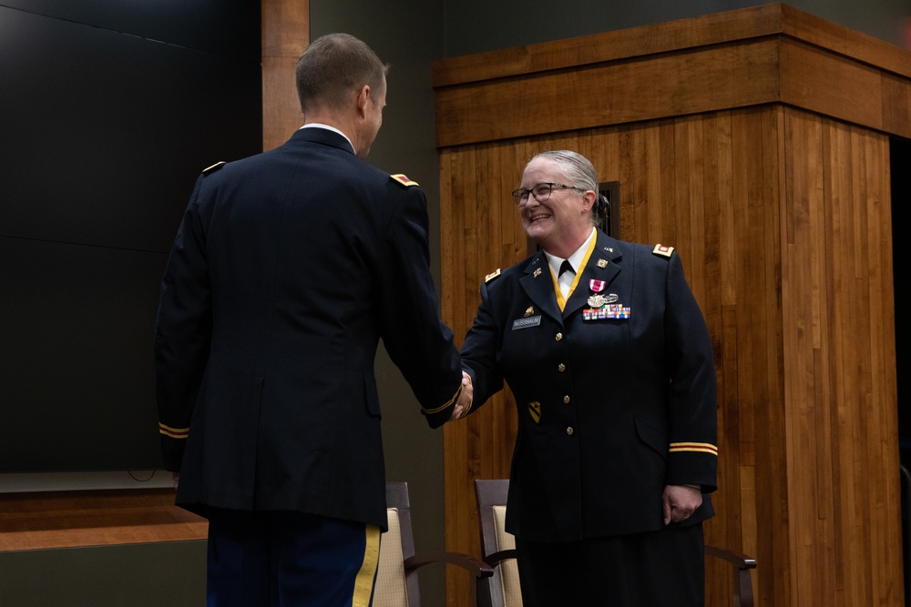 ‘MAMA BEAR’ COMBAT LEADER RETIRES FROM THE ILLINOIS NATIONAL GUARD AFTER MORE THAN TWO DECADES OF SERVICE