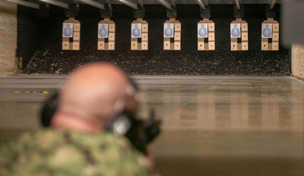 Sailors Participate in Rifle Qualification