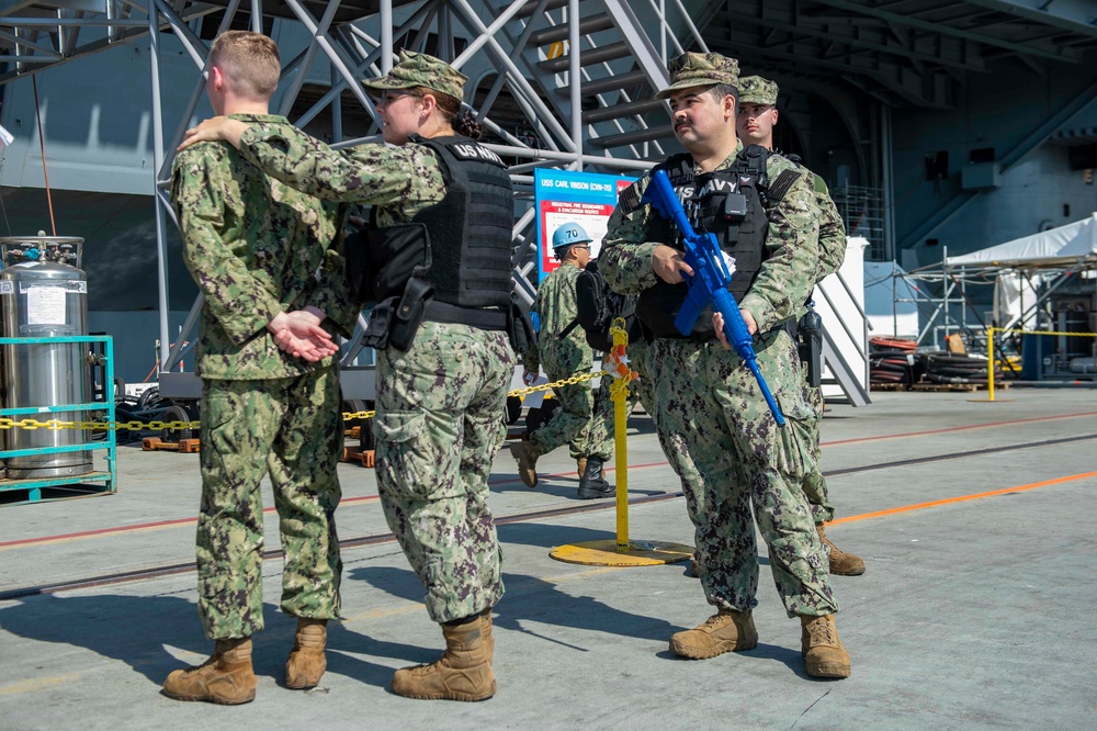 USS Carl Vinson (CVN 70) Anti-terrorism Drill