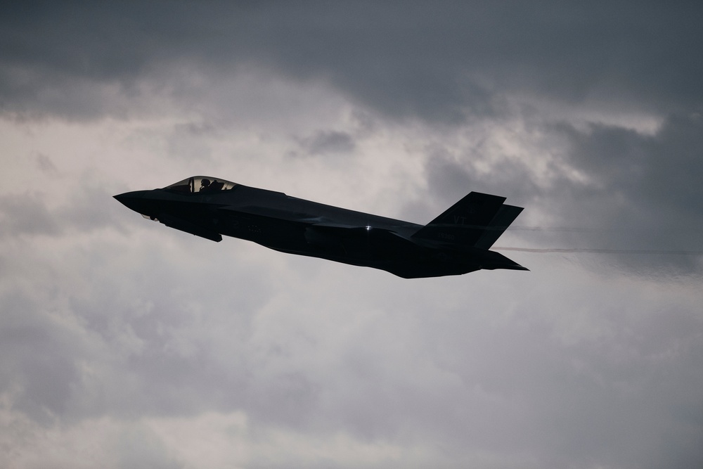 Former 158th FW Commander Says Goodbye to the F-35