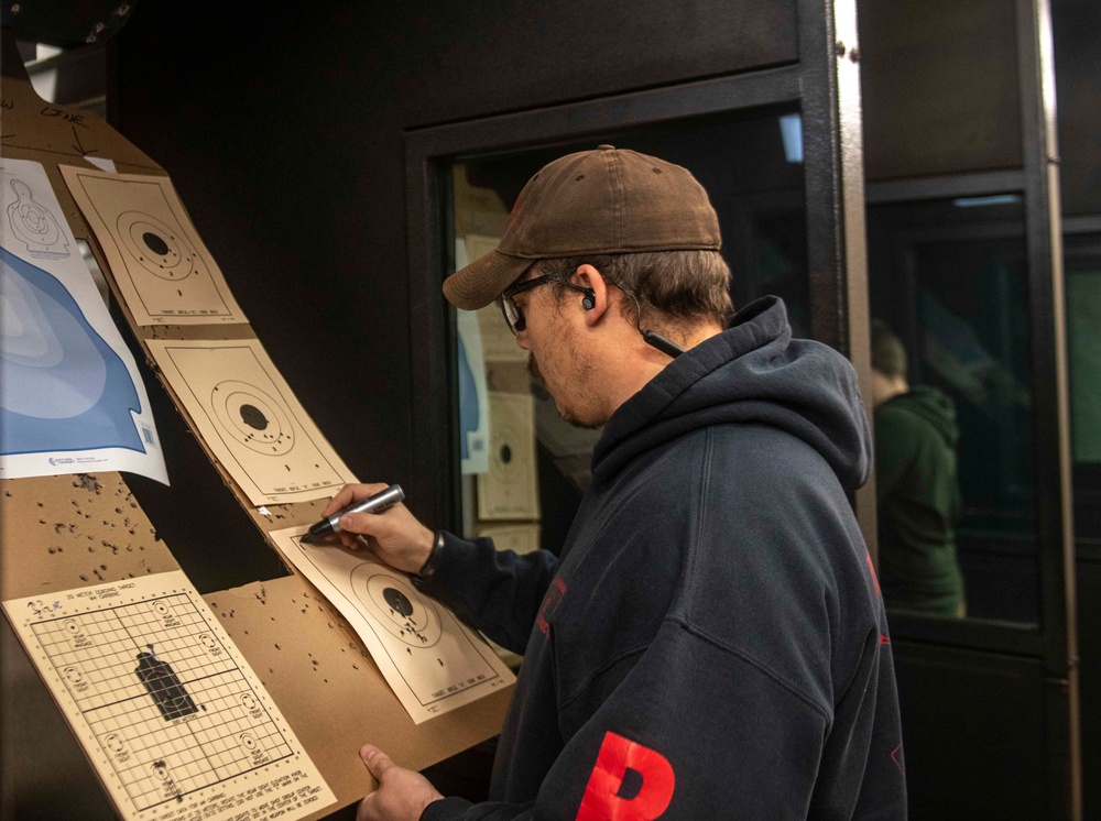 Sailors Participate in Rifle Qualification