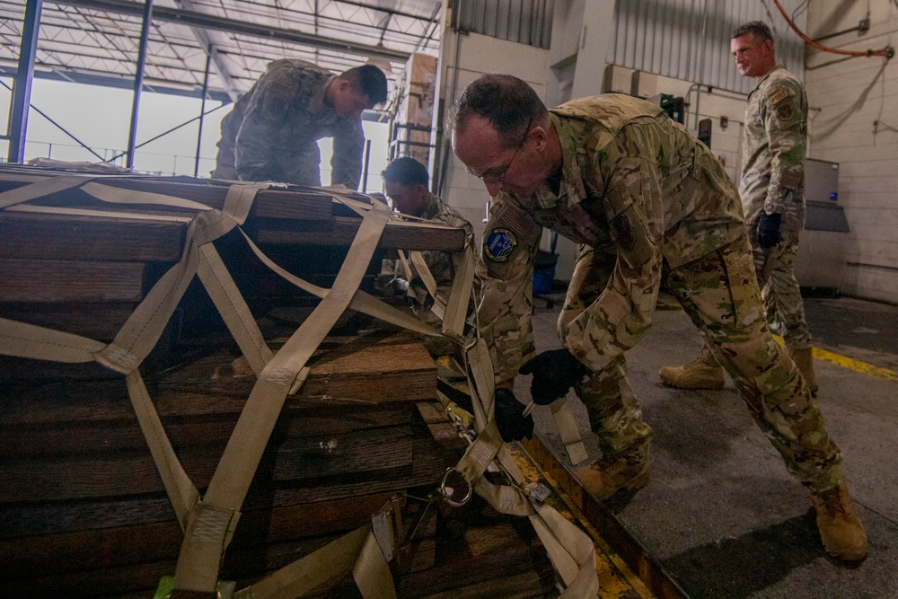 AFRC senior leaders visit Pacific unit