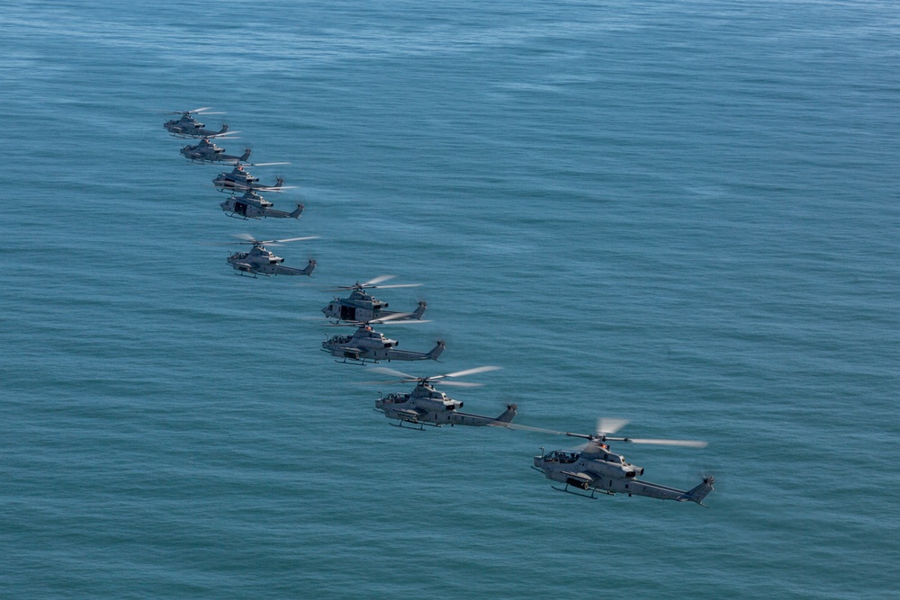 Final Farewell: HMLA-269 flies last flight as a squadron